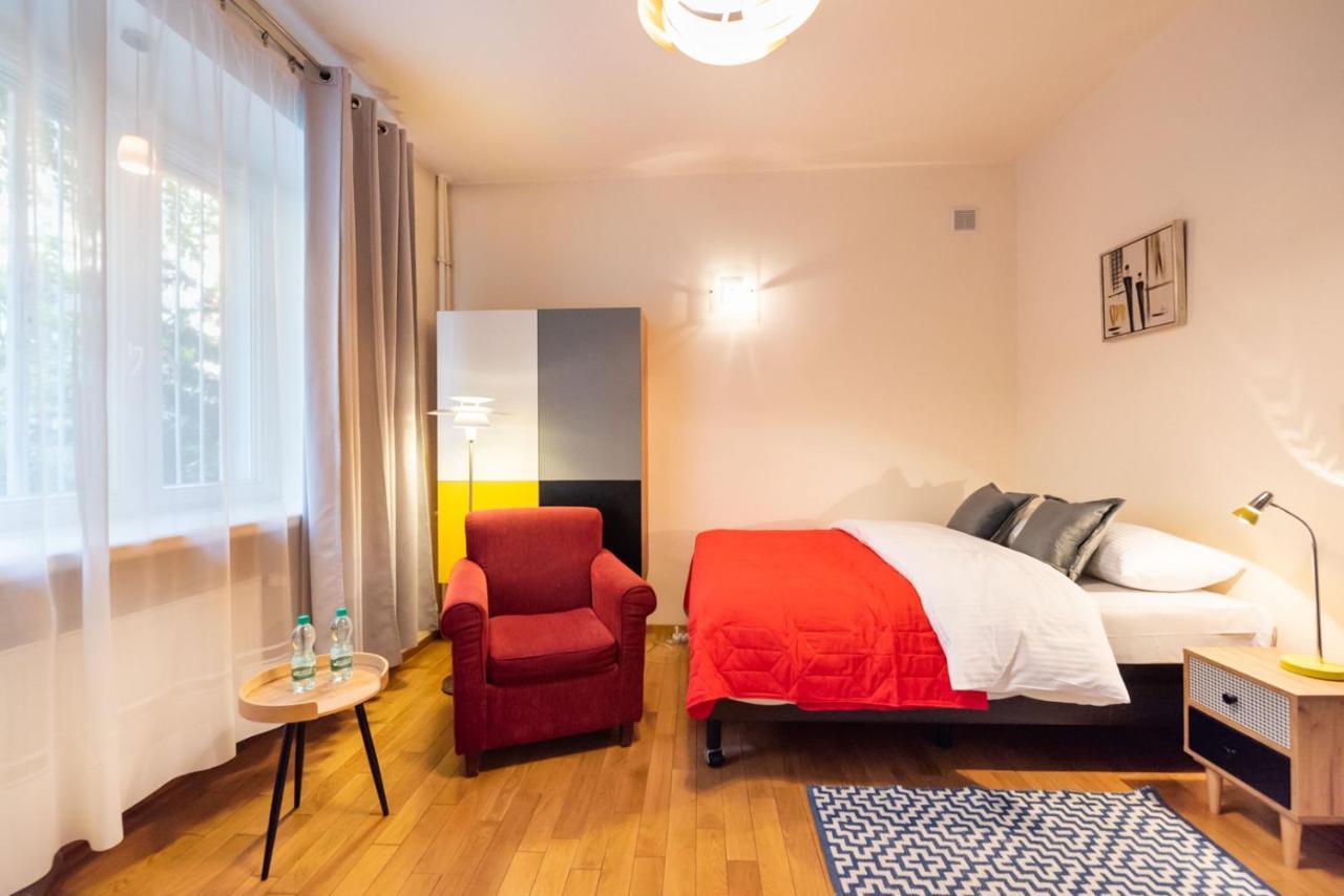 Apartment Ochota Rose Warsaw